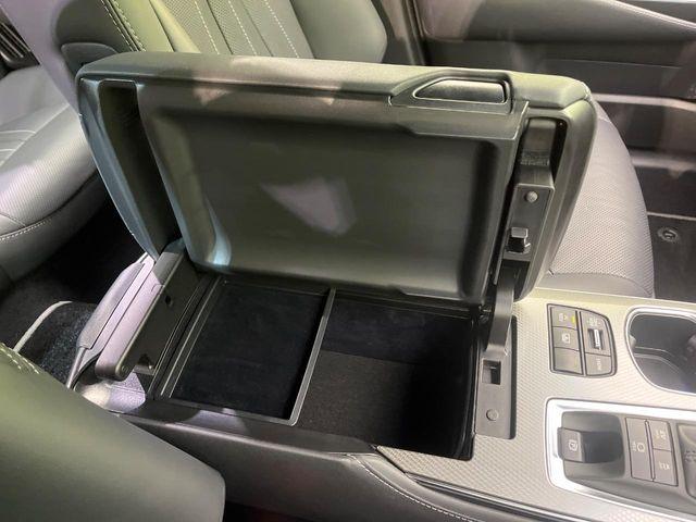 クラウンハイブリッド(新潟県新潟市南区)