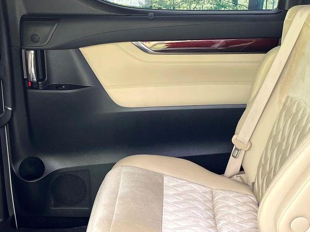 アルファード(新潟県新潟市東区)