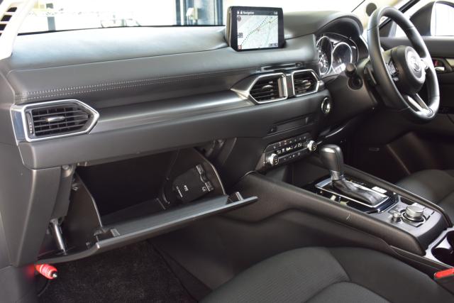 CX-5（新潟県新潟市西区）