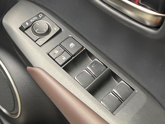 レクサスＮＸ（新潟県新潟市南区）