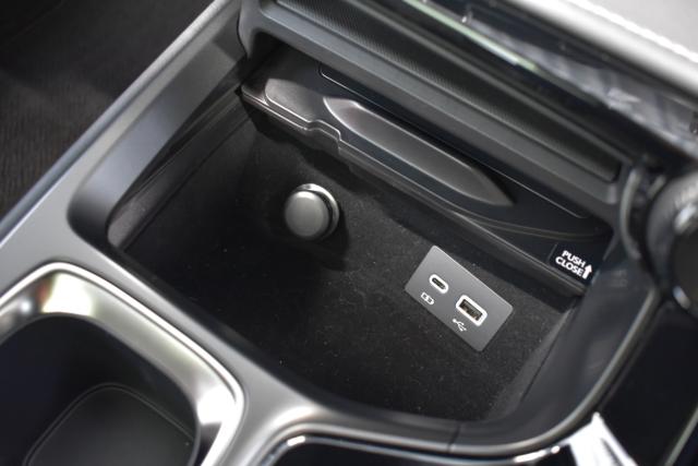 レクサスＮＸ（新潟県新潟市西区）