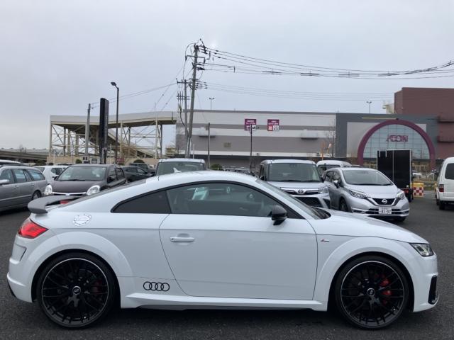 アウディ TTクーペ（新潟県新潟市西区）