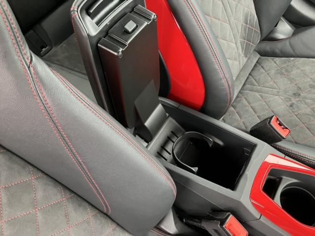 アウディ TTクーペ（新潟県新潟市西区）