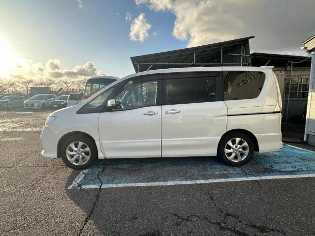 セレナ（新潟県新潟市西蒲区）