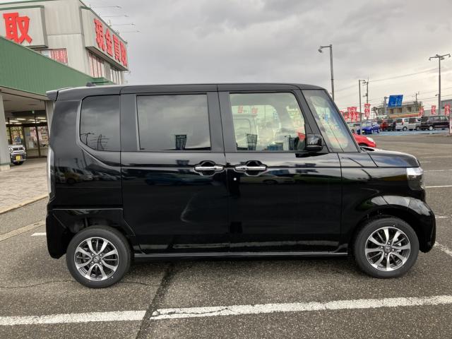 N＿BOXカスタム（新潟県新潟市西蒲区）