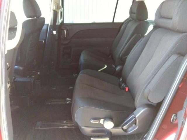 シートサイズが大きいこともあり、ゆったりとした座り心地になっています♪