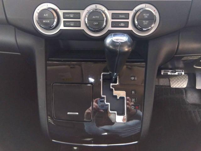 シフトも操作しやすく快適なドライブを楽しんでいただけます♪
