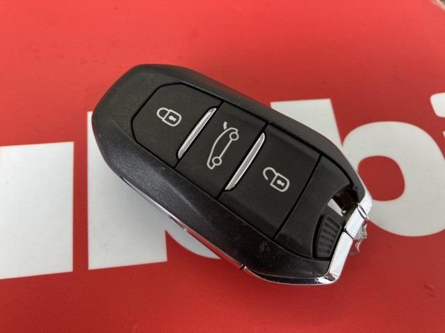 プジョー ３０８（新潟県燕市）