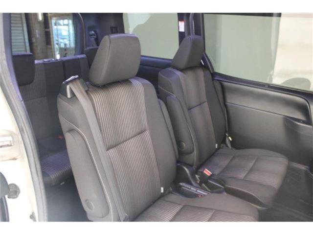 ヴォクシー（新潟県新潟市東区）画像43