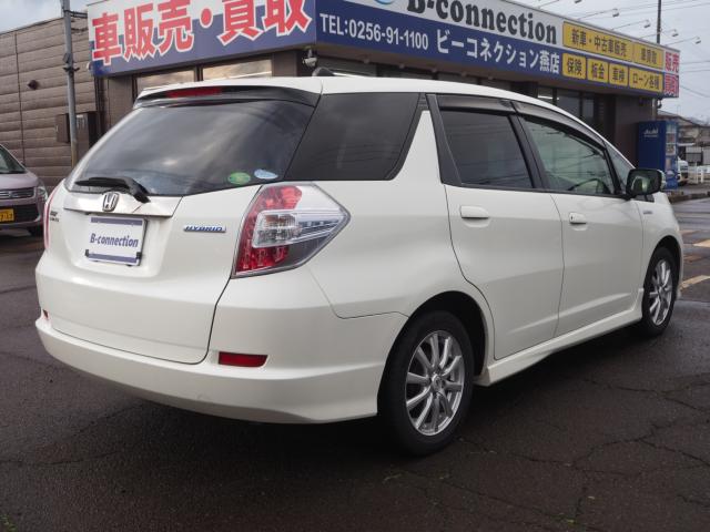 フィットシャトルハイブリッド（新潟県燕市）