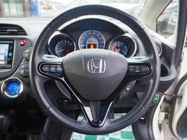 フィットシャトルハイブリッド（新潟県燕市）