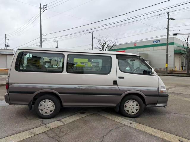 ハイエースワゴン（新潟県長岡市）