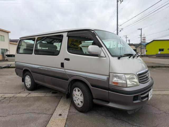ハイエースワゴン（新潟県長岡市）