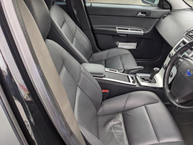 ボルボワゴン V50(新潟県長岡市)