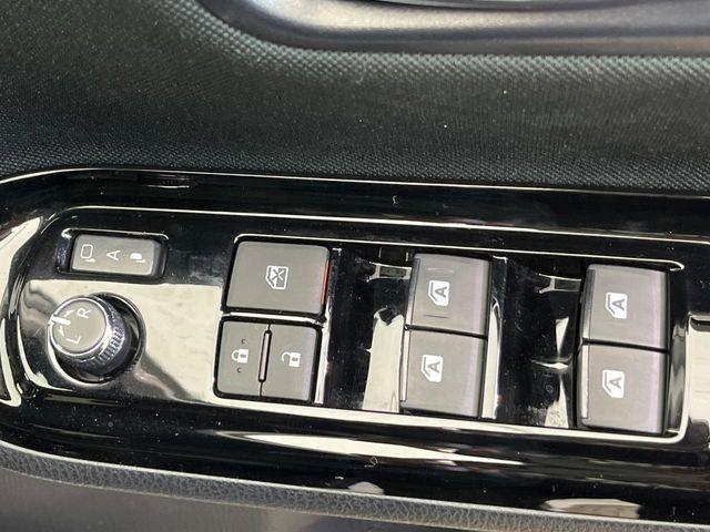 ヴォクシー（新潟県新潟市南区）