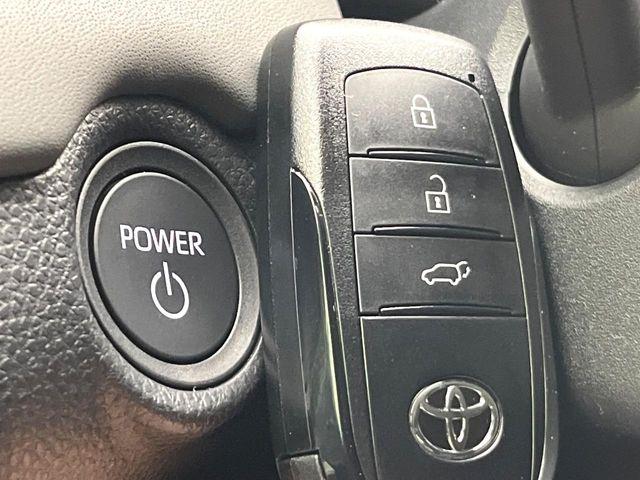 ＲＡＶ４（新潟県新潟市東区）