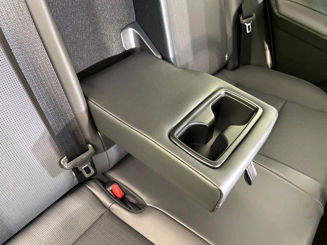 ＲＡＶ４（新潟県新潟市東区）