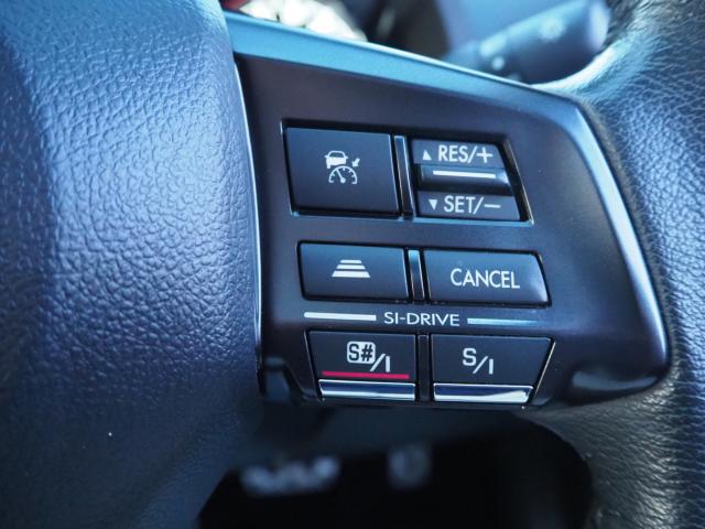 高速やバイパス走行時にも便利なレーダークルーズコントロール搭載！