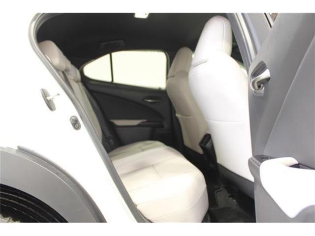 レクサスUX（新潟県新潟市東区）画像40