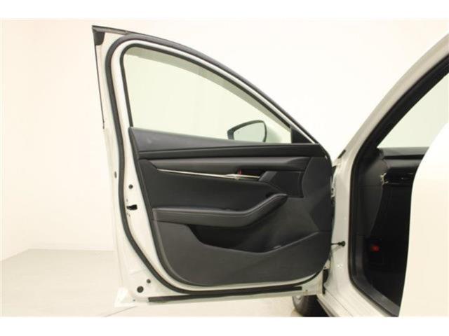 MAZDA3ファストバック（新潟県新潟市東区）