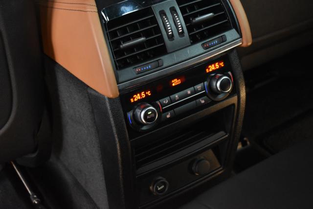 BMW X6(新潟県新潟市西区)