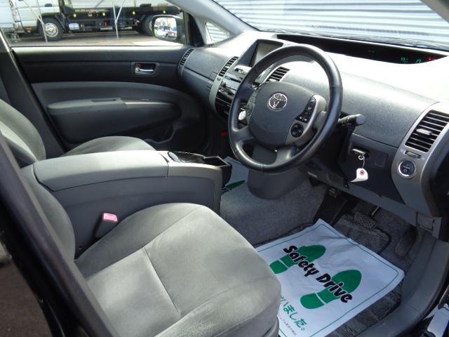 もちろん車検・整備もお任せください。無料代車もご用意しております!!