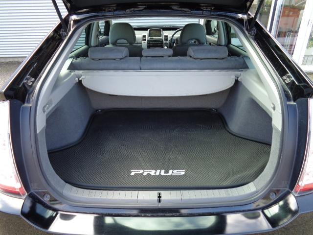 売れてしまう前に、気になる車輌がありましたら、お気軽にご連絡ください。無料フリーダイヤル:0066-97148-7656(携帯電話&PHS可)