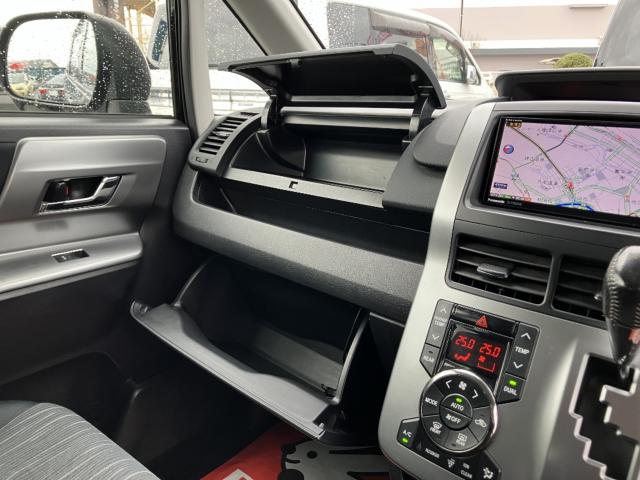 ヴォクシー（新潟県新潟市西区）画像17