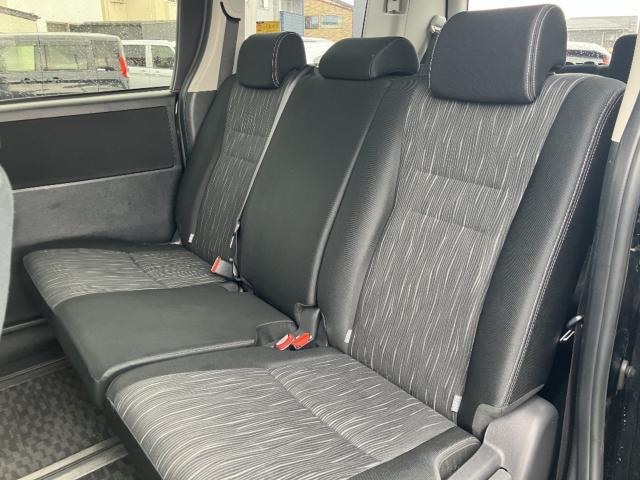 ヴォクシー（新潟県新潟市西区）画像27