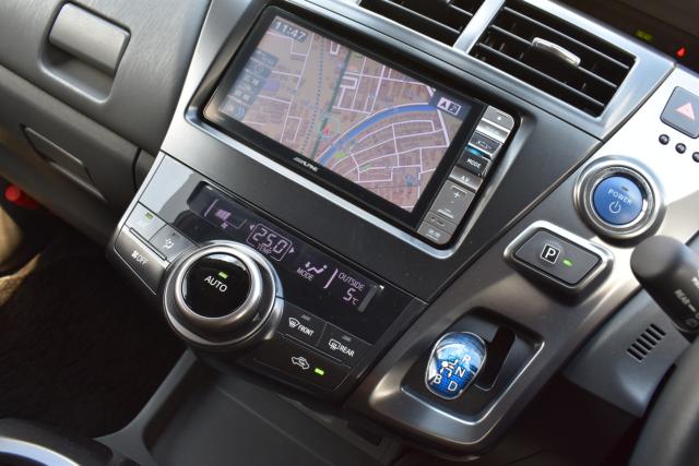 プリウスα（新潟県新潟市西区）