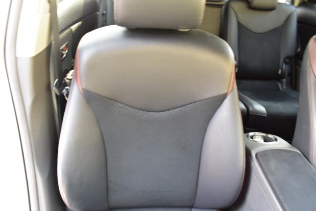 プリウスα（新潟県新潟市西区）