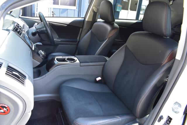 プリウスα（新潟県新潟市西区）