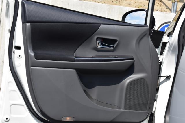 プリウスα（新潟県新潟市西区）