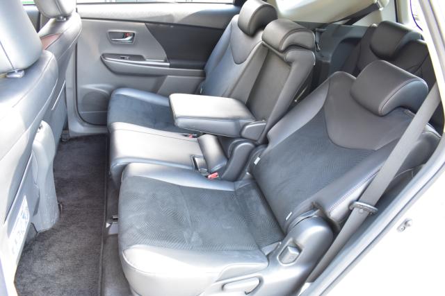 プリウスα（新潟県新潟市西区）