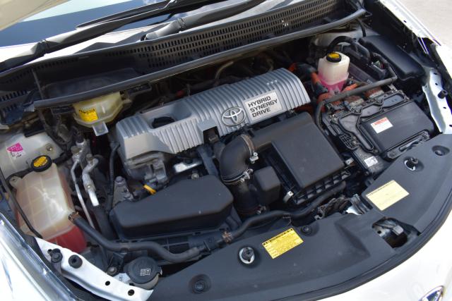 プリウスα（新潟県新潟市西区）