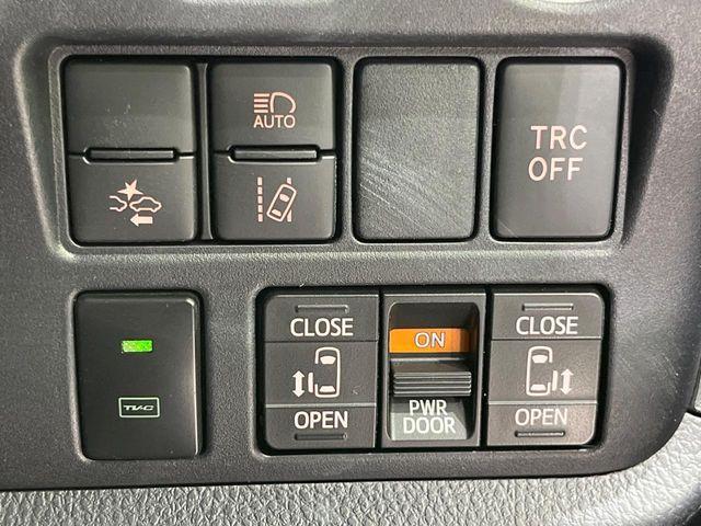 ヴォクシー（新潟県長岡市）