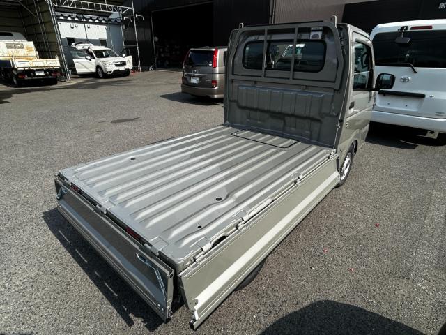 キャリイトラック(新潟県新潟市西区)