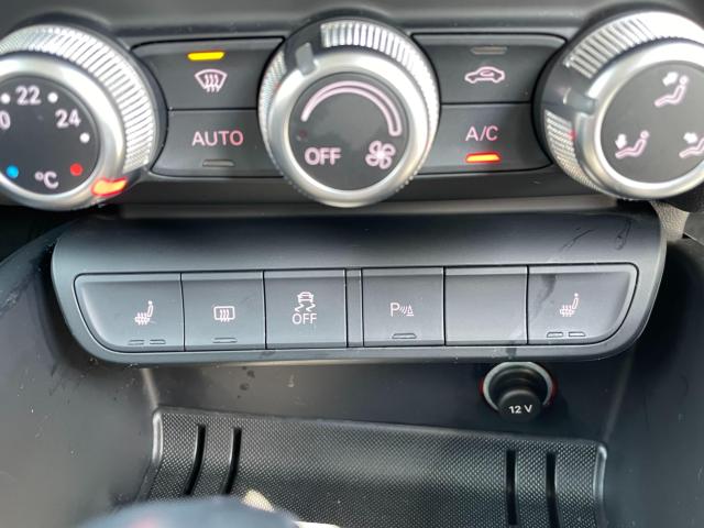 アウディA1 スポーツバック(新潟県新潟市南区)