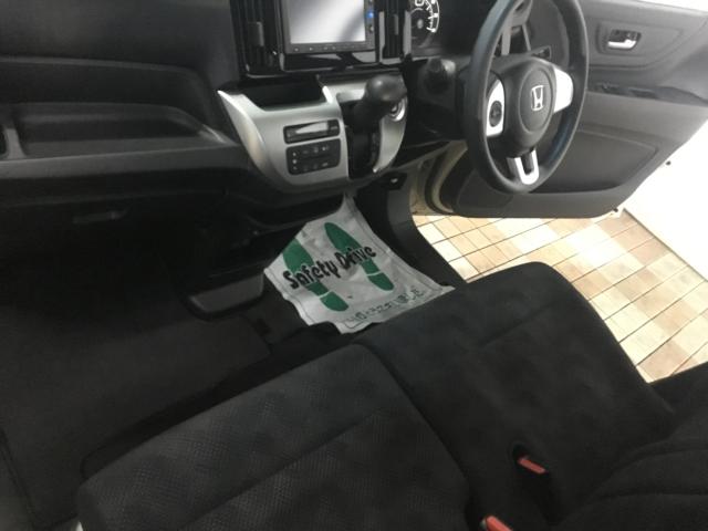 ☆ ★ ☆ ★ 納 得 の 内 外 装 仕 上 げ 済 み 車 ☆ ★ ☆ ★トラストでは外装の修理はもちろん、内装汚れやシートシミの除去、フロアマットの洗浄等行ってから販売しております!
