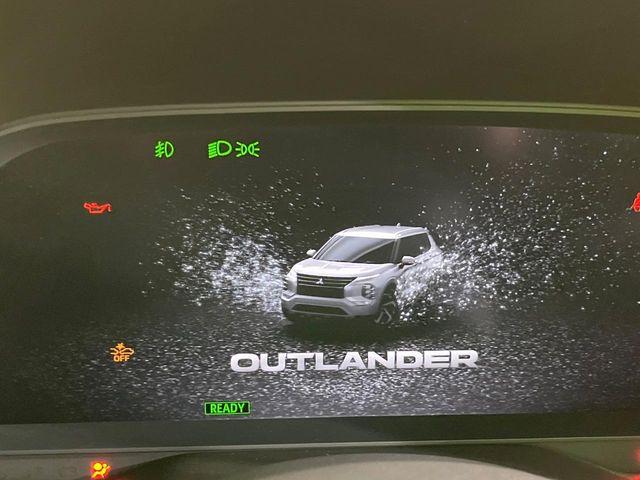 アウトランダーPHEV(新潟県長岡市)