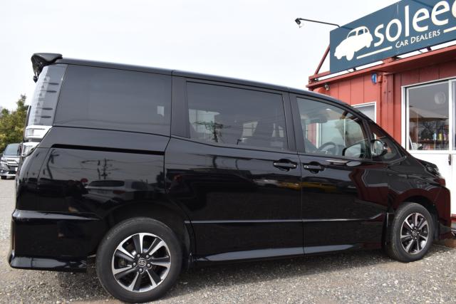 ヴォクシー（新潟県新潟市西区）画像9