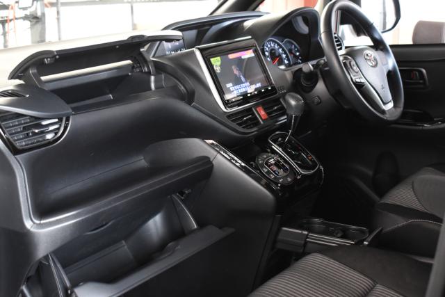 ヴォクシー（新潟県新潟市西区）画像40