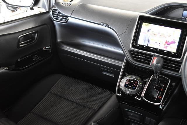 ヴォクシー（新潟県新潟市西区）画像35