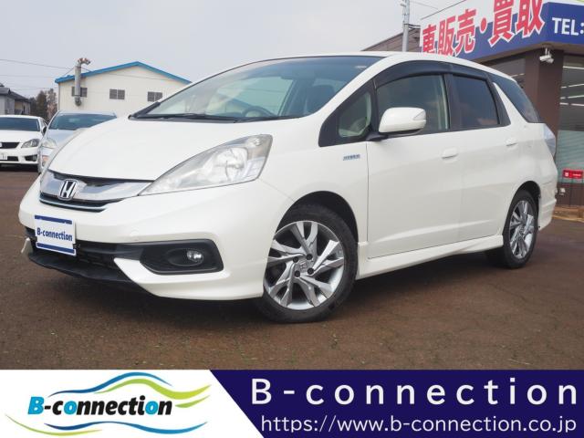 フィットシャトルハイブリッド クールエディション 純正ナビ Bカメラ クルコン