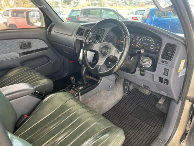 ハイラックスサーフ（新潟県新潟市北区）画像16