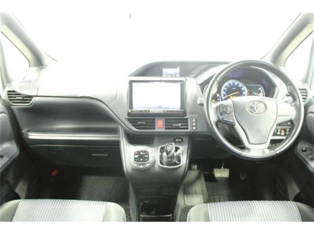 ヴォクシーハイブリッド（新潟県新潟市東区）画像3