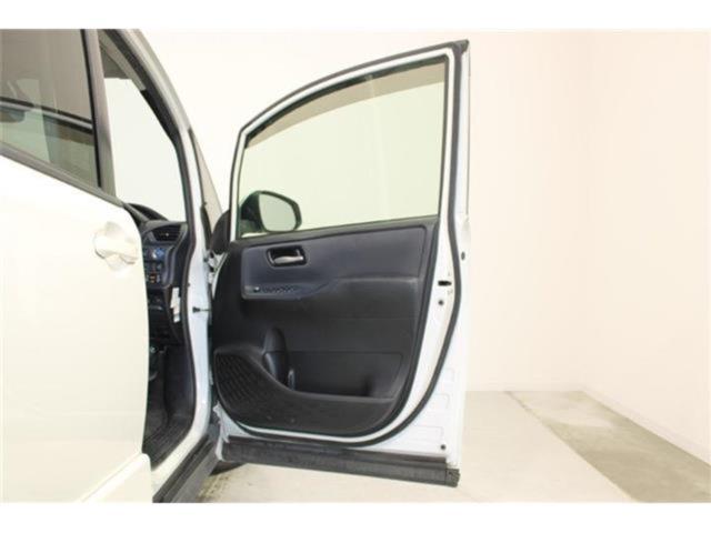 ヴォクシーハイブリッド（新潟県新潟市東区）画像31