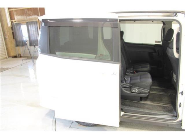 ヴォクシーハイブリッド（新潟県新潟市東区）画像33