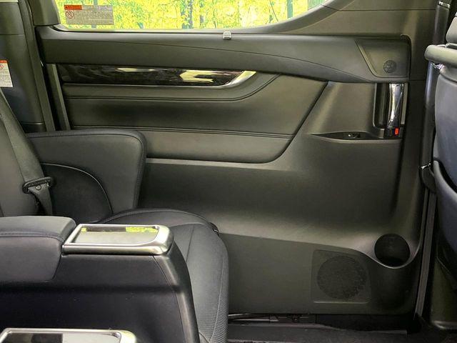 アルファード(新潟県新潟市東区)