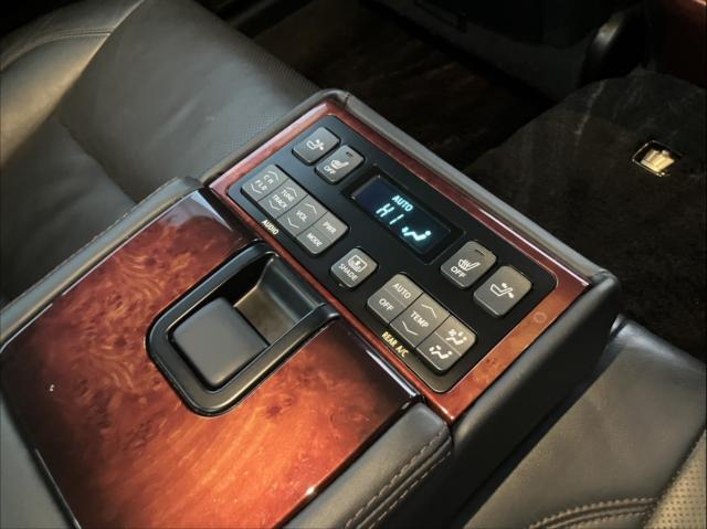 クラウンマジェスタハイブリッド（新潟県新潟市西区）画像12